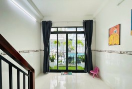 PHẠM VĂN CHIÊU - NHÀ 4 TẦNG - HẺM XE HƠI - CHỈ 2.98 TỶ - SỔ VUÔNG A4